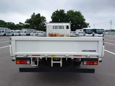 MITSUBISHI CANTER