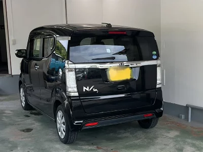 Honda N-Box Slash