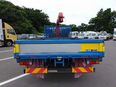 MITSUBISHI CANTER