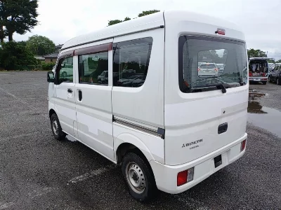 MITSUBISHI MINICAB