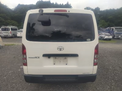 Toyota RegiusAce