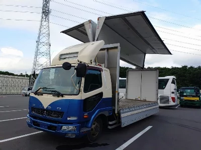 MITSUBISHI FUSO FIGHTER