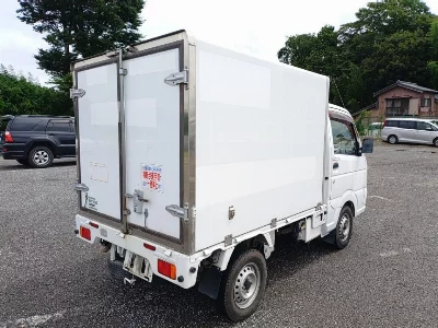 NISSAN NT100 CLIPPER