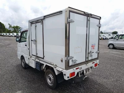 NISSAN NT100 CLIPPER