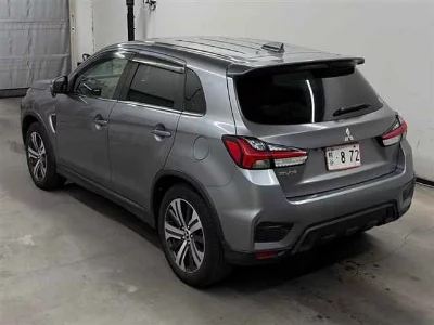 MITSUBISHI RVR