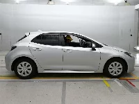 Цена авто Toyota Corolla Hatchback с аукционов Японии, номер кузова ZWE213H, пробег 34 000, оценка 1