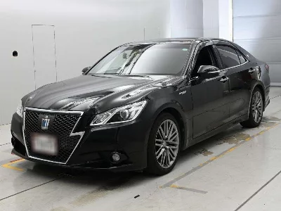 Toyota CROWN HYBRID