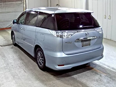 Toyota Estima Hybrid