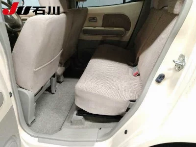 SUZUKI MRWAGON