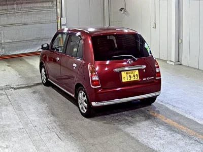 Daihatsu Mira Gino