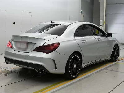MERCEDES BENZ CLA