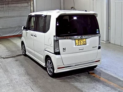 Honda N BOX CUSTOM