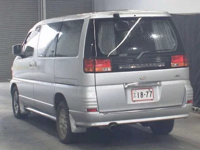 NISSAN ELGRAND