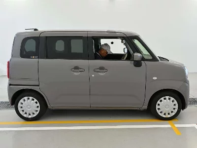 SUZUKI WAGON R SMILE