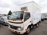 Цена авто Toyota Dyna с аукционов Японии, номер кузова XZU304, пробег 386 000, оценка 6