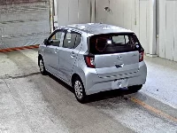 Цена авто Daihatsu  с аукционов Японии, номер кузова LA350S, пробег 111 000, оценка 6