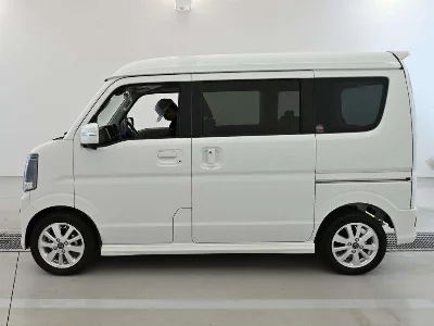 NISSAN CLIPPER RIO