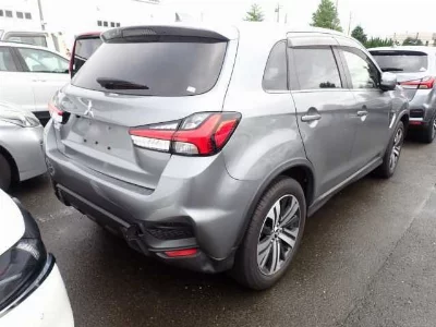 MITSUBISHI RVR