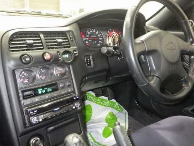NISSAN SKYLINE