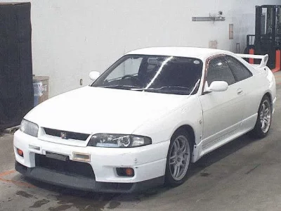 NISSAN SKYLINE