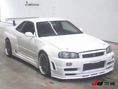 NISSAN SKYLINE