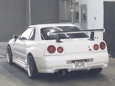 NISSAN SKYLINE