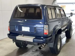 Toyota LAND CRUISER 80