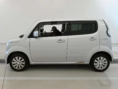 SUZUKI MRWAGON