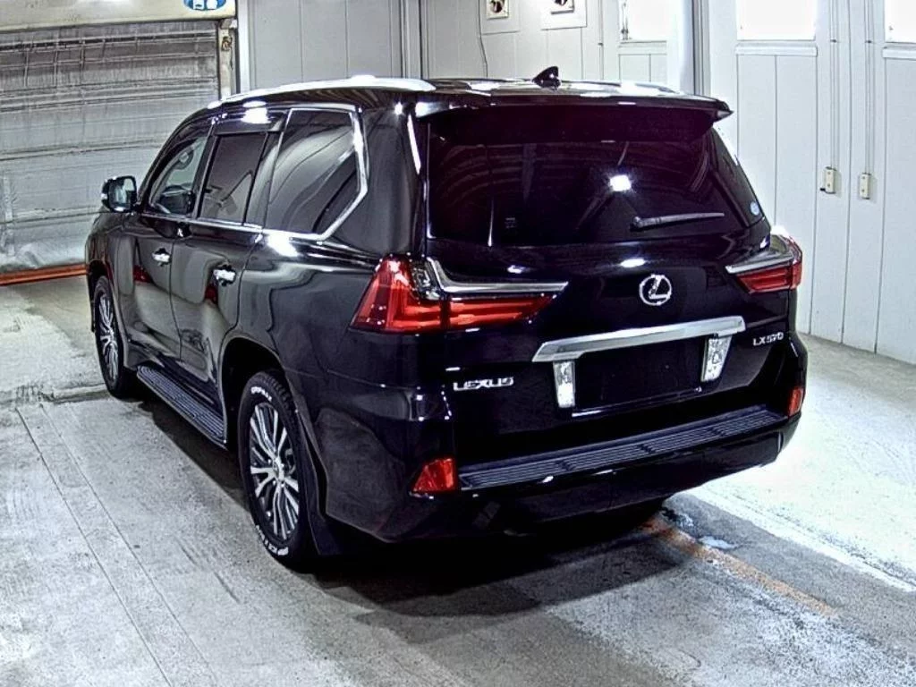 Lexus LX570  с аукциона в Японии