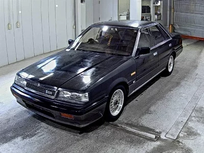NISSAN SKYLINE