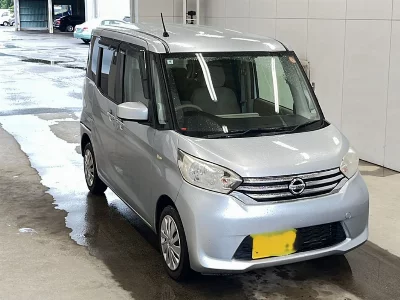 NISSAN DAYZ ROOX