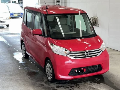 NISSAN DAYZ ROOX