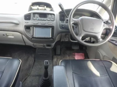 MITSUBISHI DELICA SPACE GEAR
