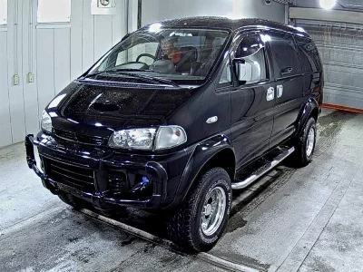 MITSUBISHI DELICA SPACE GEAR