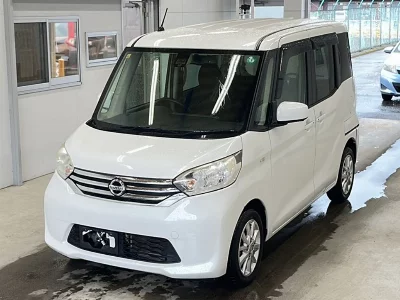 NISSAN DAYZ ROOX
