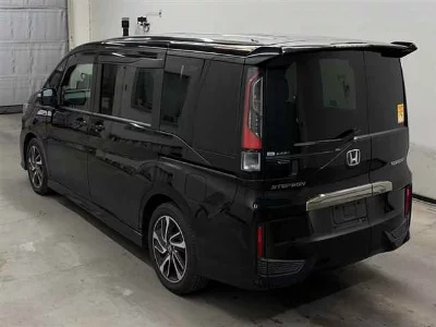 HONDA STEPWGN SPADA