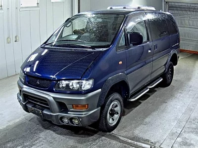 MITSUBISHI DELICA SPACE GEAR