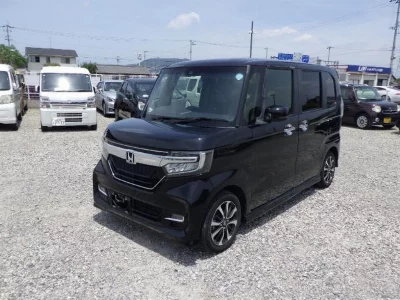 HONDA N BOX CUSTOM