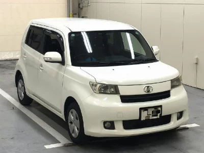 Toyota bB