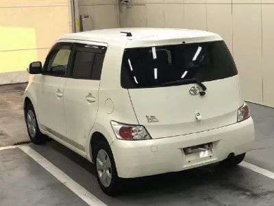Toyota bB