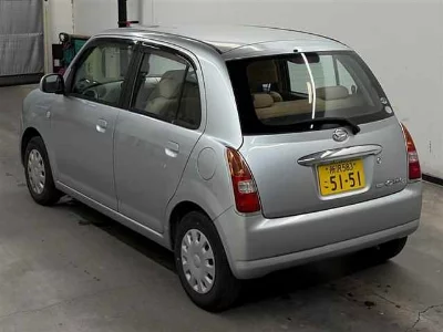 Daihatsu Mira Gino