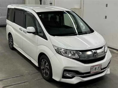 Honda STEPWGN SPADA