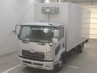 NISSAN UD