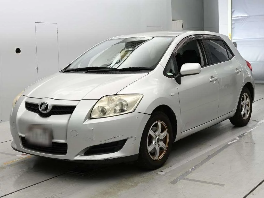 Toyota Auris  с аукциона в Японии