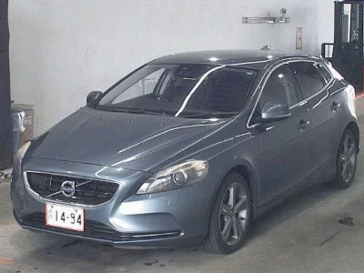Volvo V40