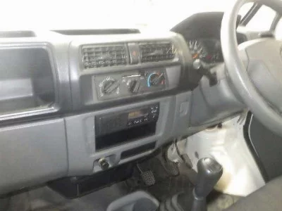 NISSAN CLIPPER