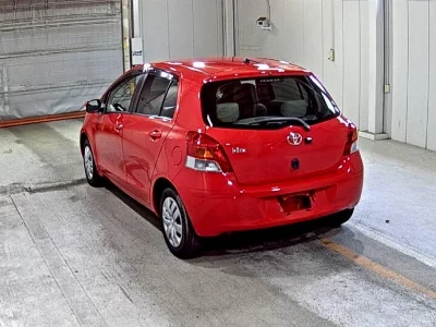 TOYOTA VITZ