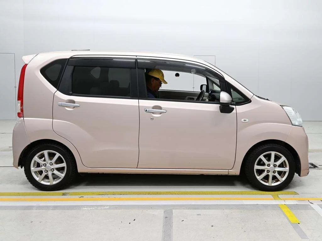 Subaru Stella  с аукциона в Японии
