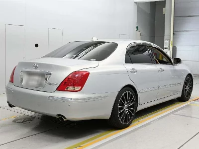 Toyota CROWN MAJESTA