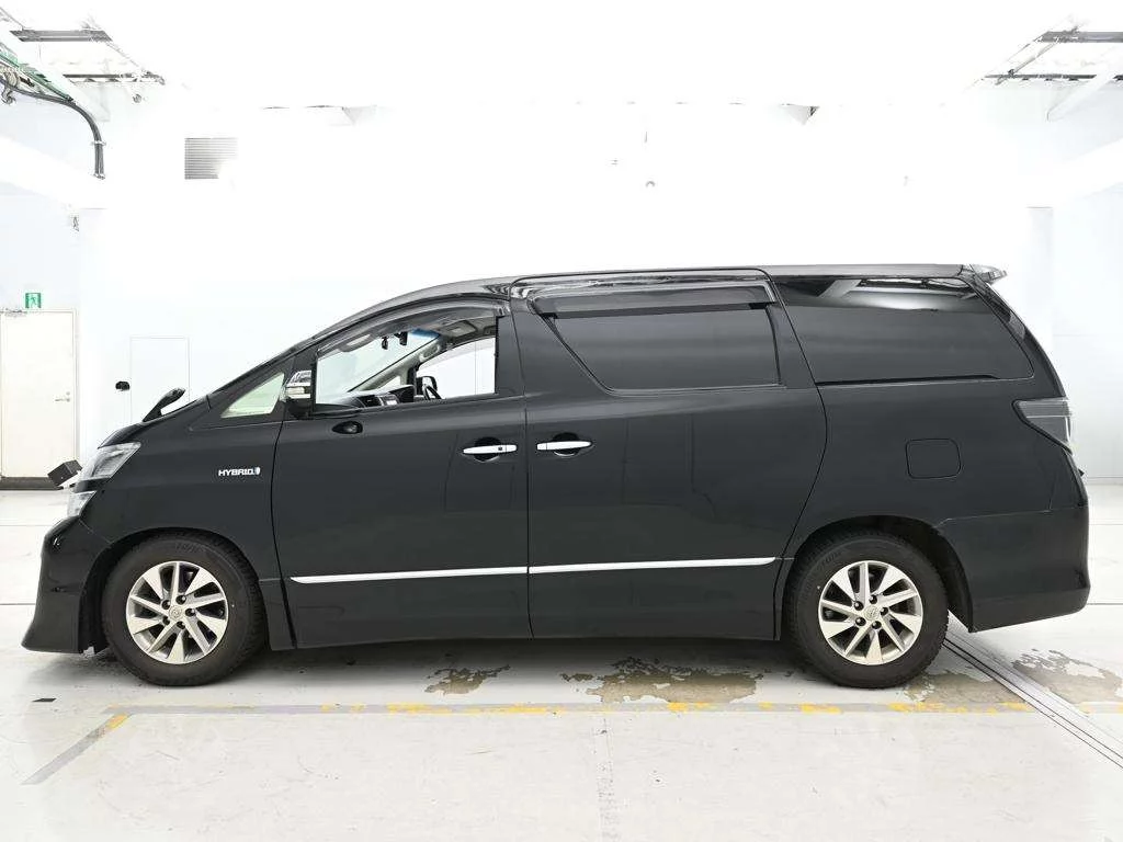 Toyota Vellfire  с аукциона в Японии